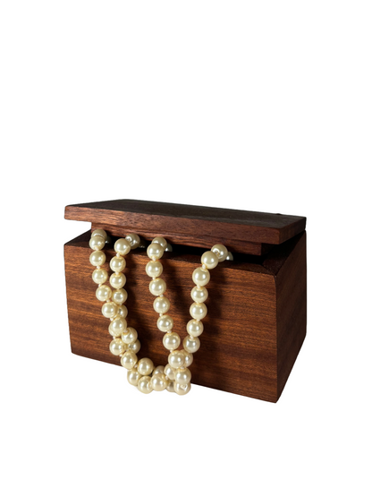 Wooden jewelry box